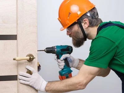 Schlüsseldienst Mannheim: Türöffnung mit Fingerspitzengefühl