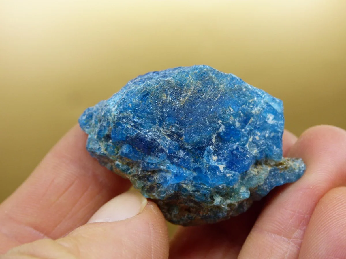 CrystalScents präsentiert Apatit – Ein Kristall, der Seele und Sinne berührt