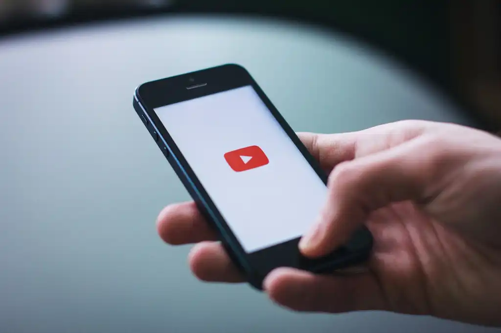 YouTube Views schnell kaufen und sofort professioneller wirken – Mehr Vertrauen aufbauen leicht gemacht